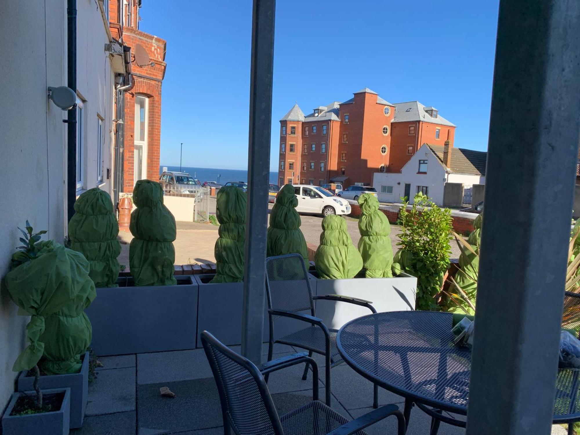Retro Retreat, Sea View, Free Parking & Ev Plug-in Holiday home