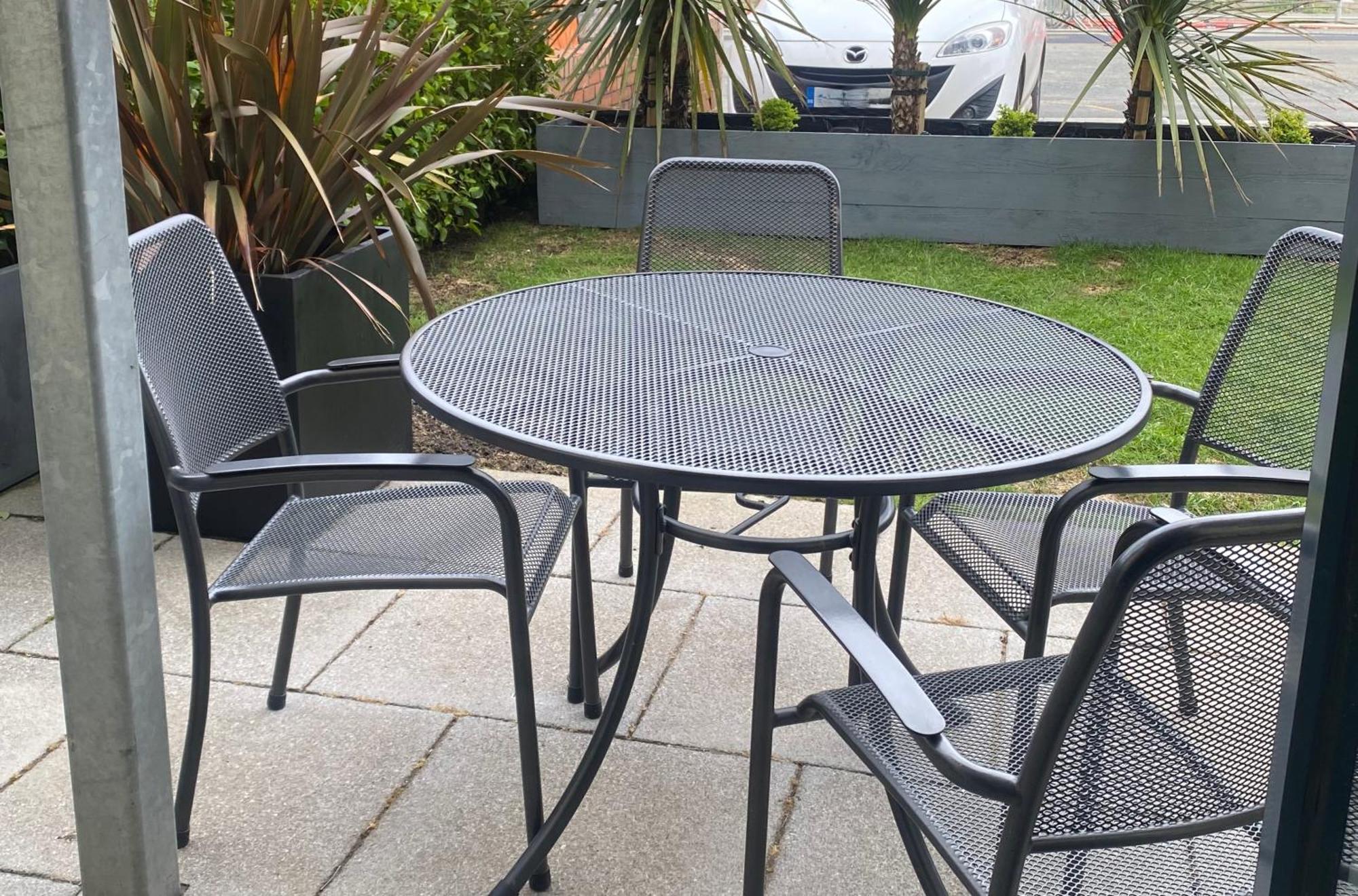 Retro Retreat, Sea View, Free Parking & Ev Plug-in * Whitby